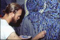 38_Silvio-al-lavoro-al-mosaico