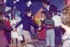 1977_04_asilo-2